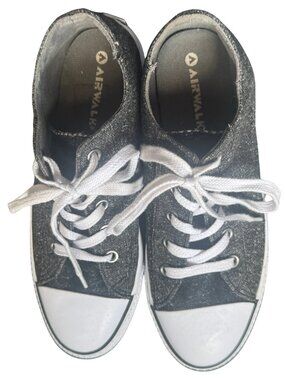 Airwalk Black Canvas Low Top Lace-Up Sneakers Men's US 8–8.5 Women's US 10–10.5